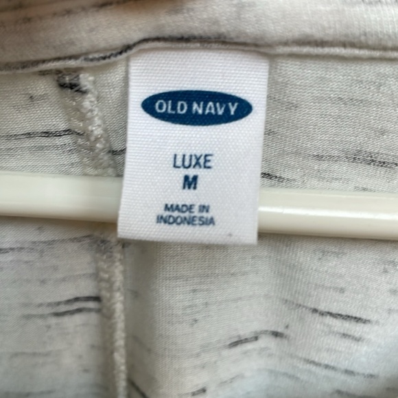 Size medium - Picture 2 of 3